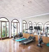 Inturotel Esmeralda Garden 아파트호텔 Cala D´Or